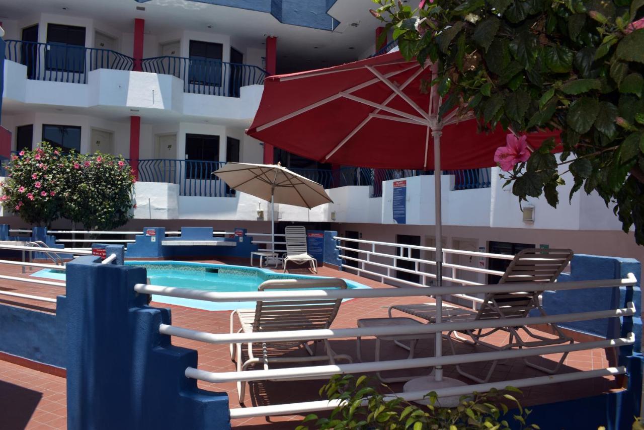 Hotel Mediterraneo Rosarito Buitenkant foto