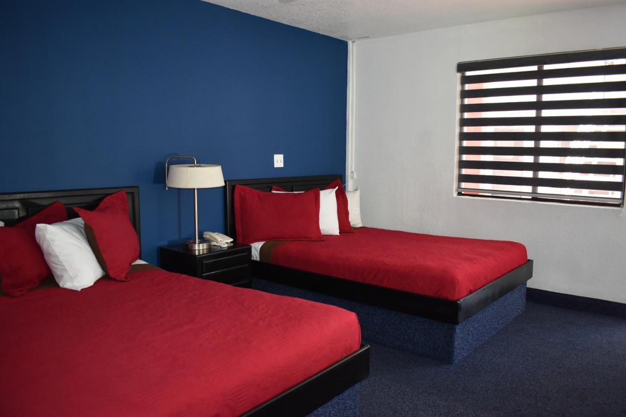 Hotel Mediterraneo Rosarito Buitenkant foto