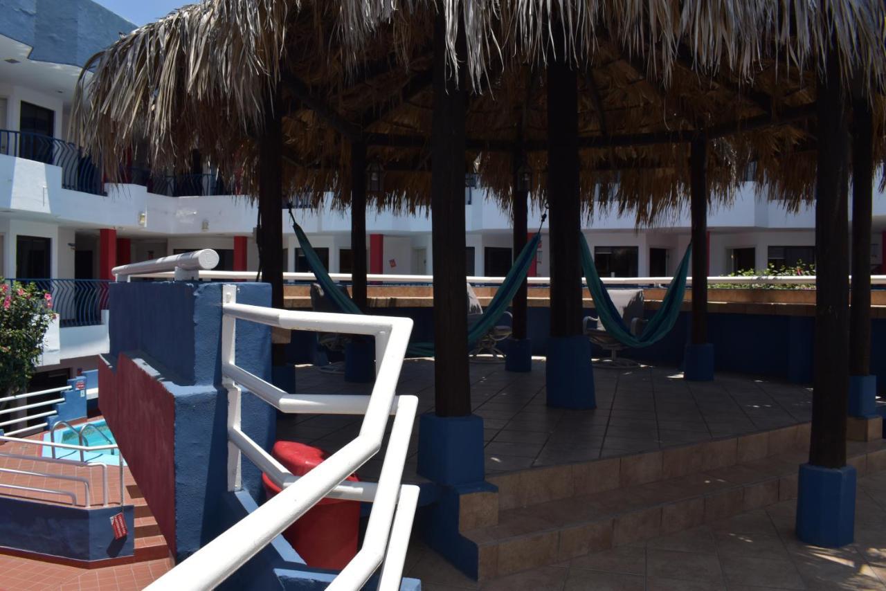 Hotel Mediterraneo Rosarito Buitenkant foto