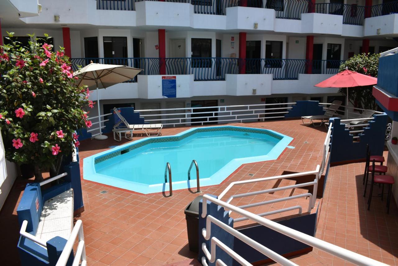 Hotel Mediterraneo Rosarito Buitenkant foto